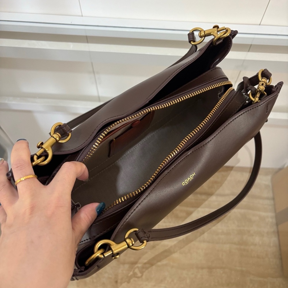 Coach Dark Brown Leather Shoulder Bag with Gold Hardware - Picture 9 of 10